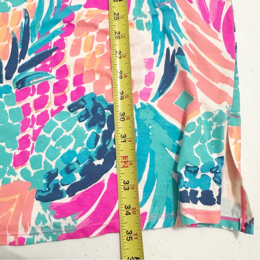Lilly Pulitzer Rylie Hooded
Cover Up Goombay Smash Medium - Picture 8 of 9